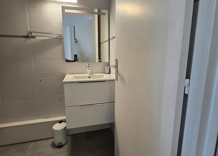 Quiet アパート *